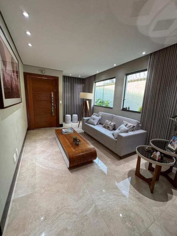 Casa, Copacabana, 3 Quartos, 6 Vagas, 2 Suítes