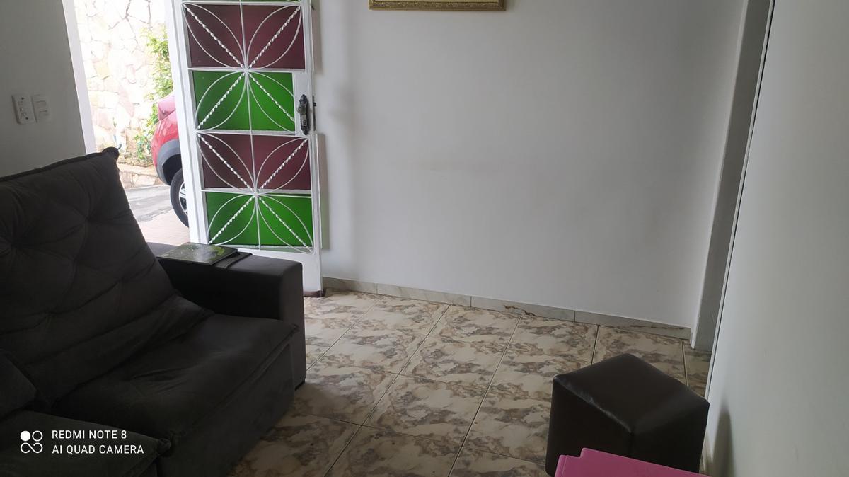Casa, Vila Clóris, 3 Quartos, 8 Vagas, 1 Suíte