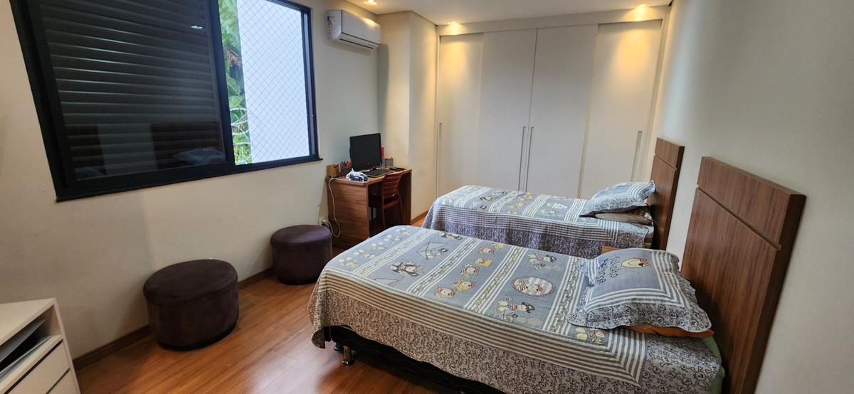 Casa, Joá, 5 Quartos, 8 Vagas, 1 Suíte