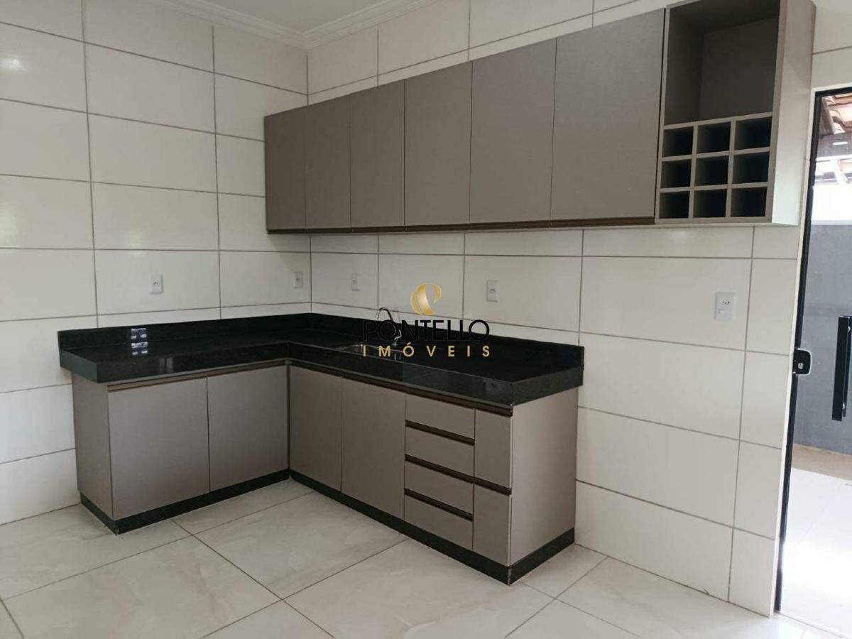 Casa, Manoa, 3 Quartos, 3 Vagas, 1 Suíte