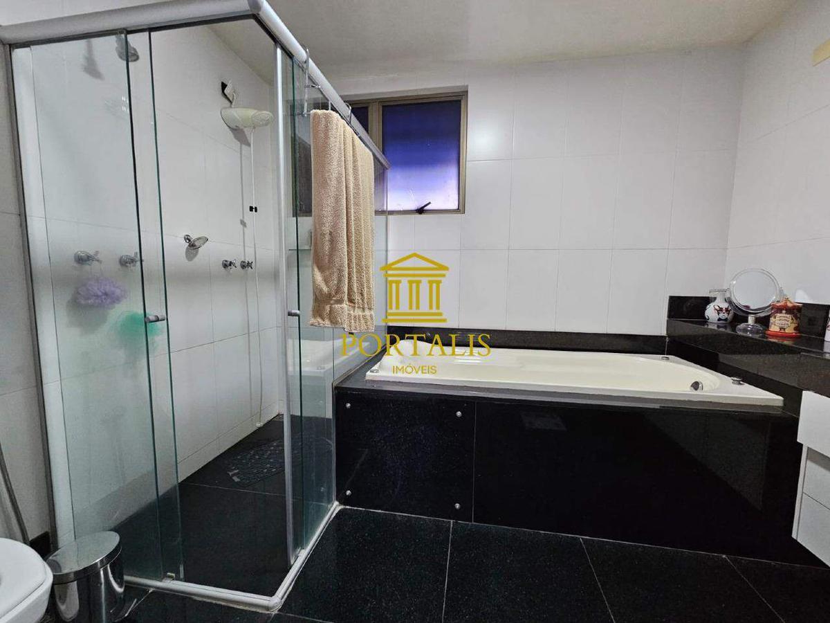 Apartamento, Santa Rosa, 4 Quartos, 2 Vagas, 3 Suítes