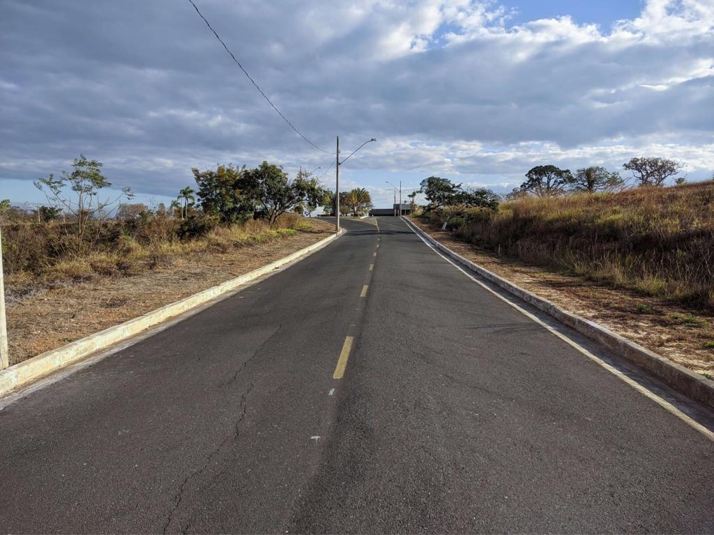 Lote, Centro, 0 Quarto, 0 Vaga