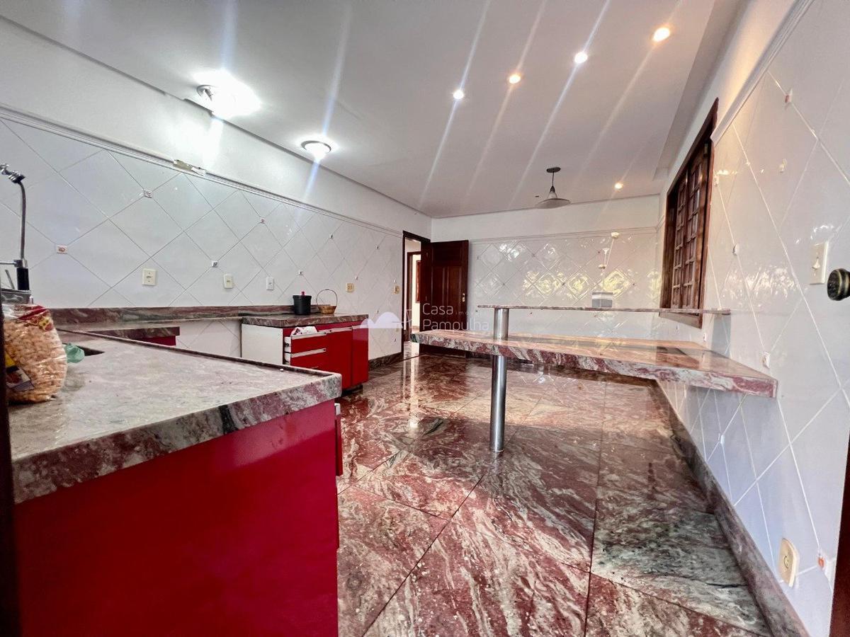 Casa, Planalto, 4 Quartos, 4 Vagas, 3 Suítes