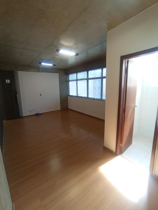 Sala, Centro, 0 Quarto, 0 Vaga