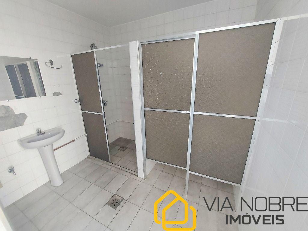 Sala, Estoril, 2 Vagas