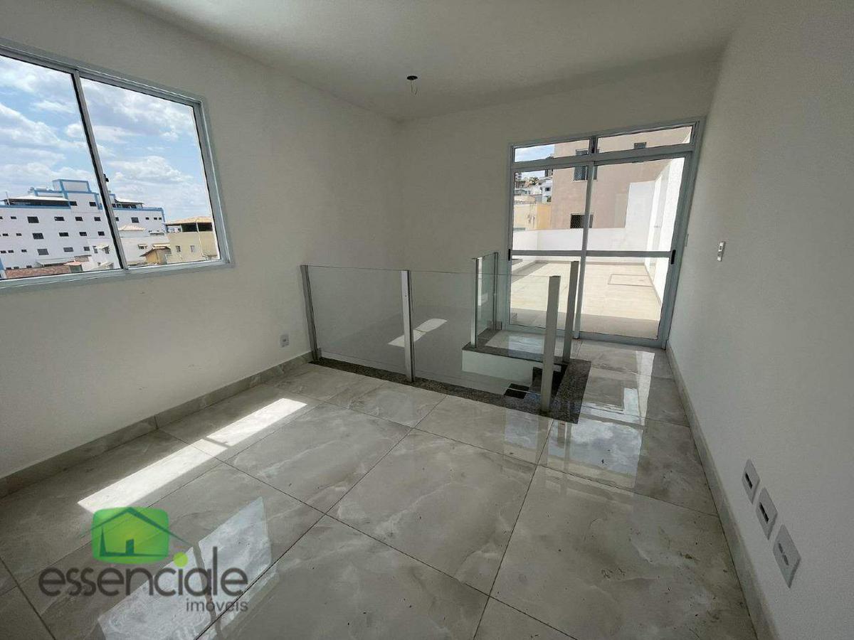 Cobertura, Europa, 2 Quartos, 2 Vagas, 1 Suíte