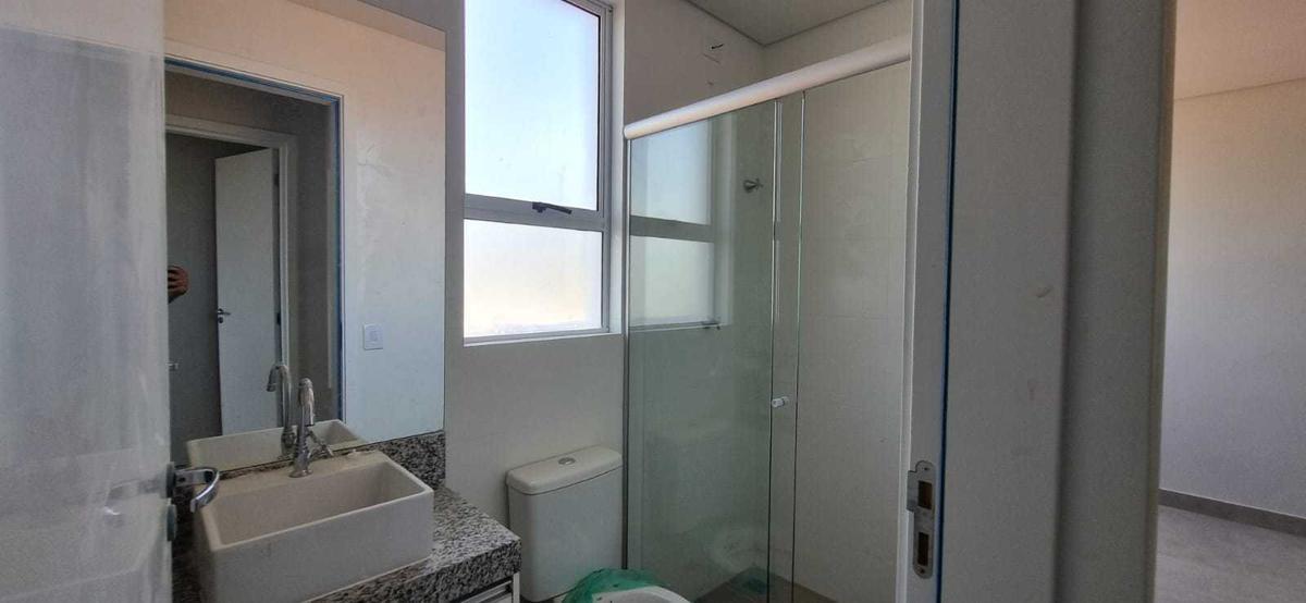 Apartamento, Santa Mônica, 2 Quartos, 1 Vaga