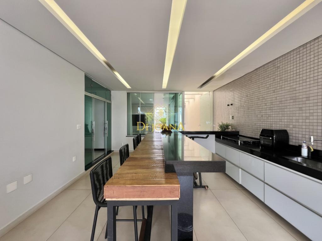 Casa, Ingá Alto, 5 Quartos, 5 Vagas, 3 Suítes