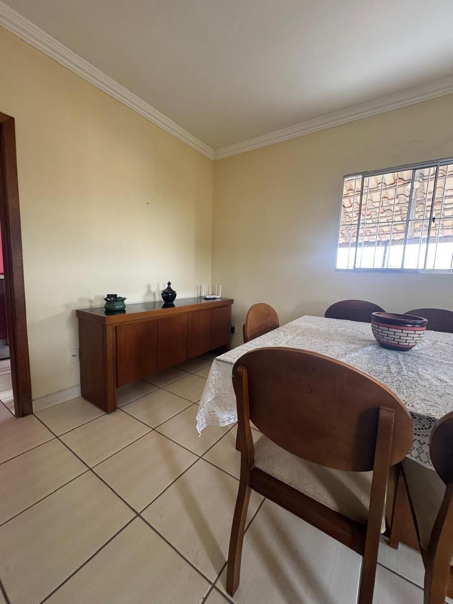 Casa, Lagoa, 3 Quartos, 5 Vagas, 1 Suíte