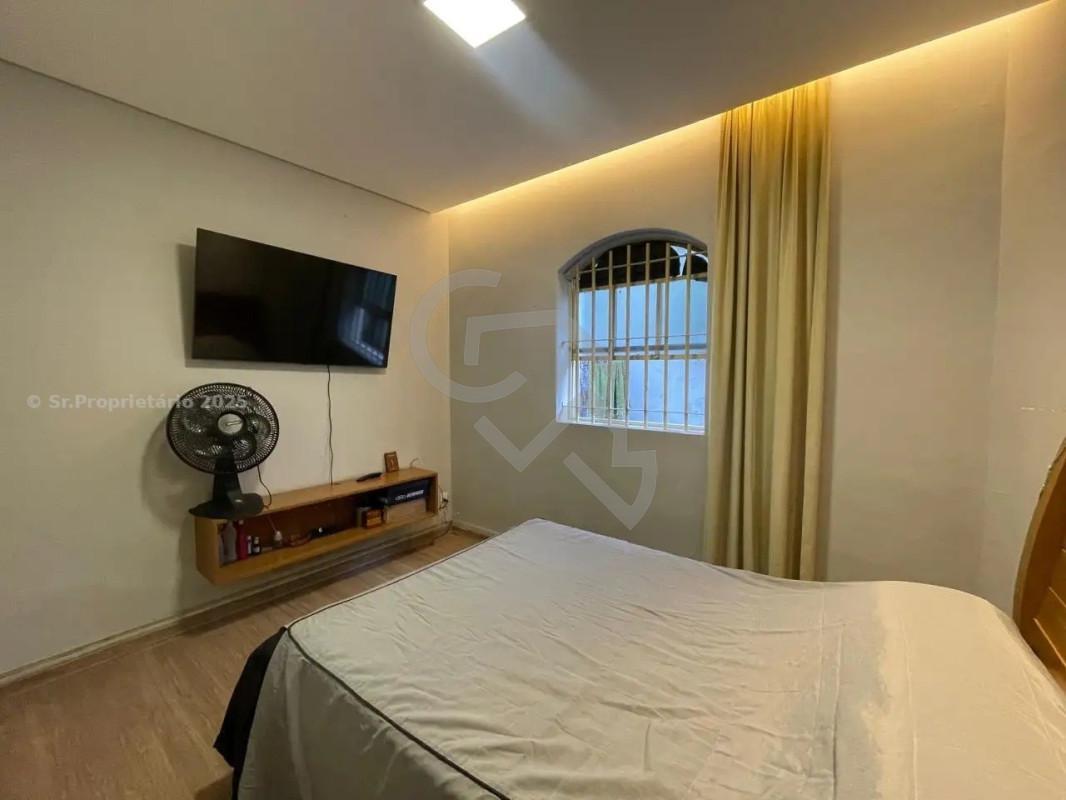 Casa, Santa Lúcia, 5 Quartos, 4 Vagas, 2 Suítes