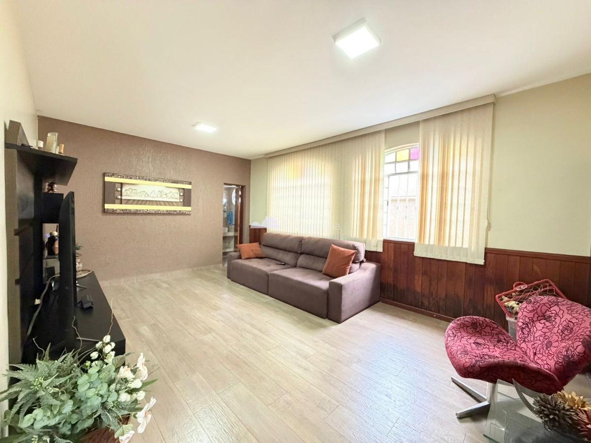 Casa, São João Batista (venda Nova), 7 Quartos, 3 Vagas, 4 Suítes