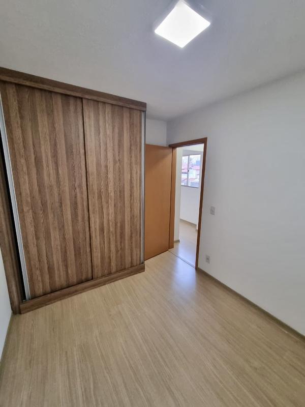 Apartamento, Barreiro, 2 Quartos, 1 Vaga