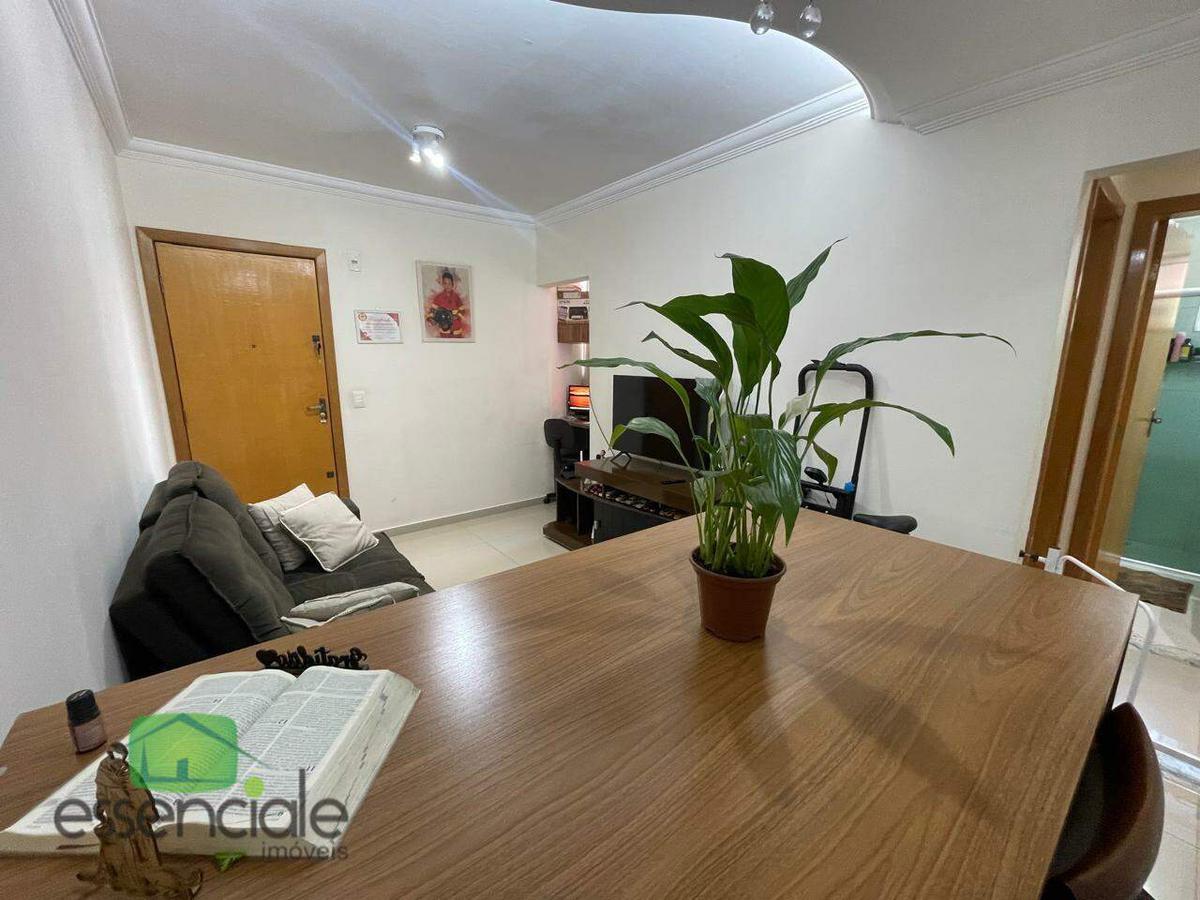 Apartamento, Cabral, 2 Quartos, 1 Vaga