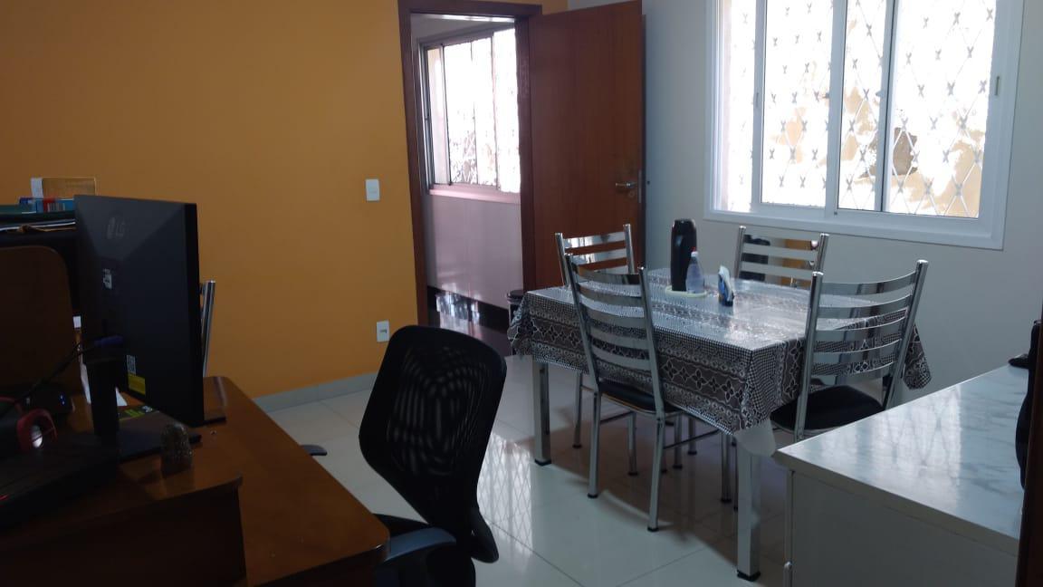 Casa, Alto dos Pinheiros, 4 Quartos, 2 Vagas, 2 Suítes
