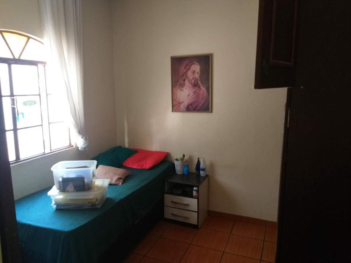 Casa, Jardim América, 2 Quartos, 0 Vaga