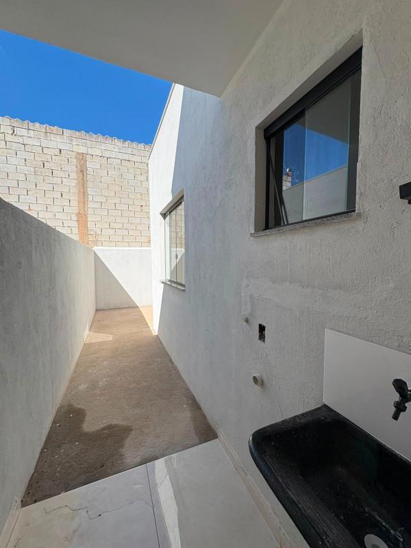 Casa, Novo Barreirinho, 2 Quartos, 2 Vagas