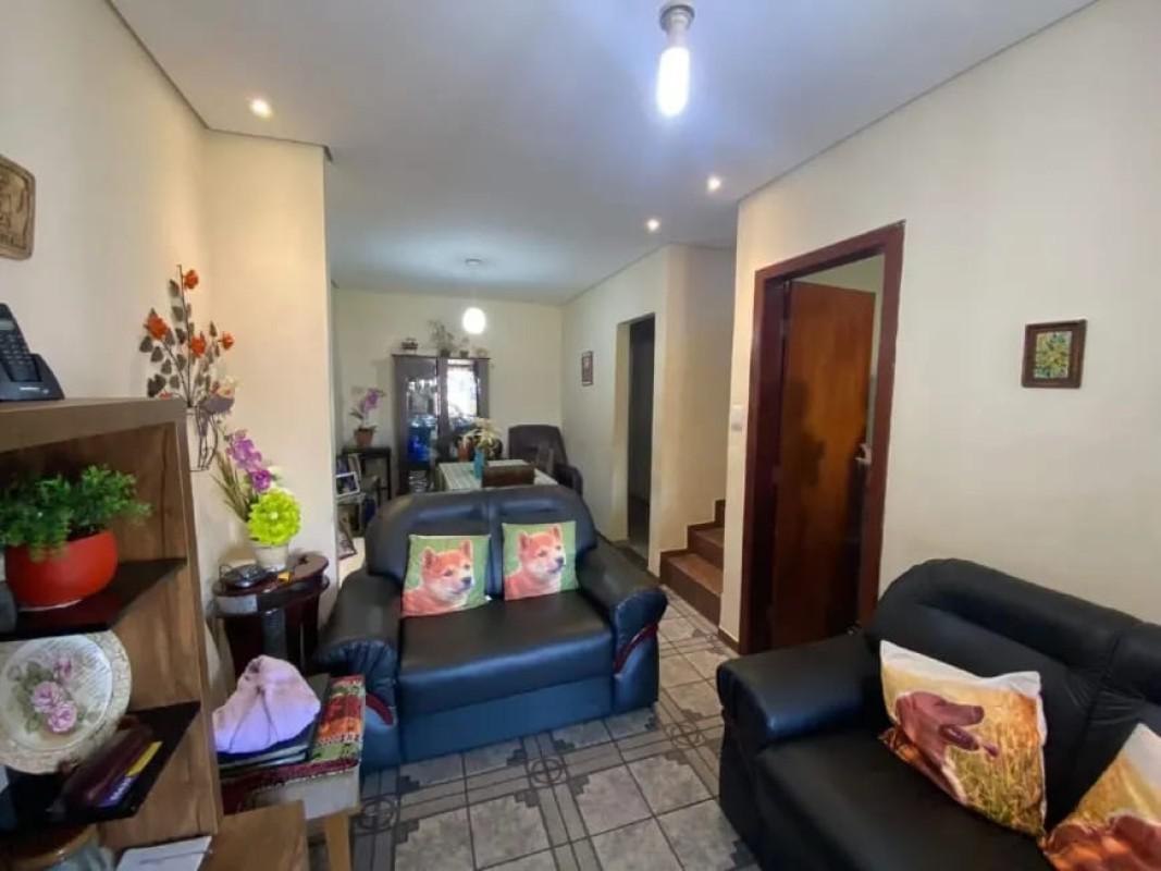 Casa, Teixeira Dias, 4 Quartos, 2 Vagas, 1 Suíte