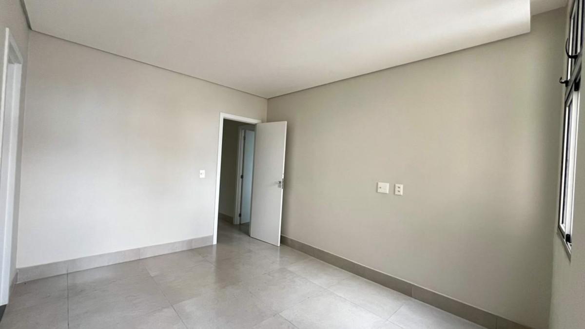 Apartamento, Centro, 2 Quartos, 0 Vaga, 1 Suíte