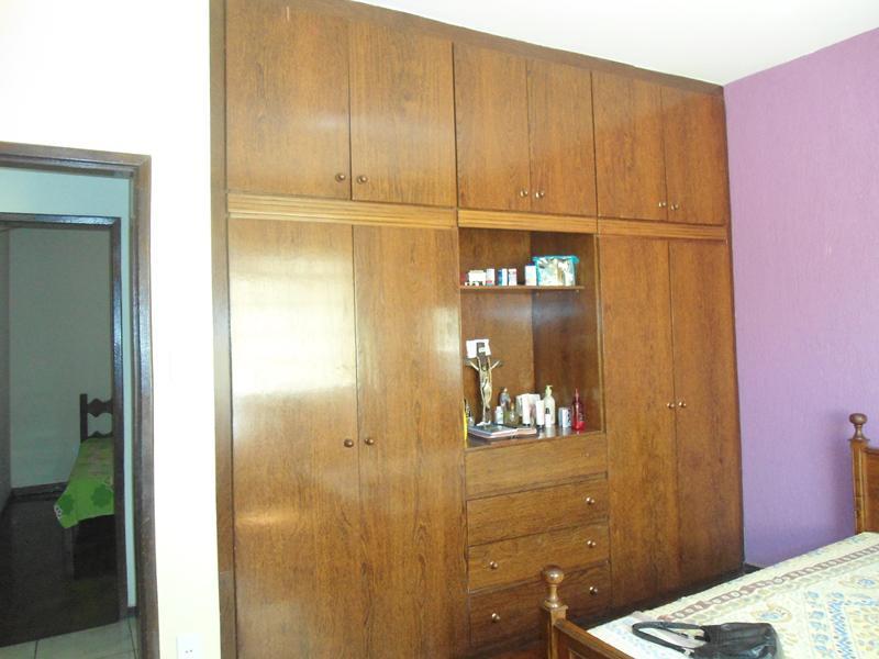 Casa, Bandeirantes, 4 Quartos, 4 Vagas, 2 Suítes