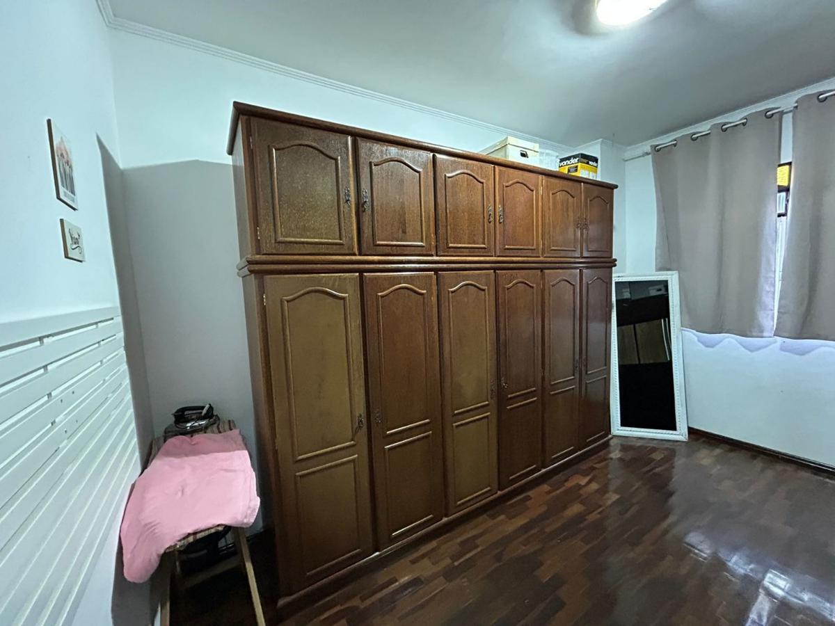 Casa, Santa Cruz Industrial, 3 Quartos, 5 Vagas, 1 Suíte