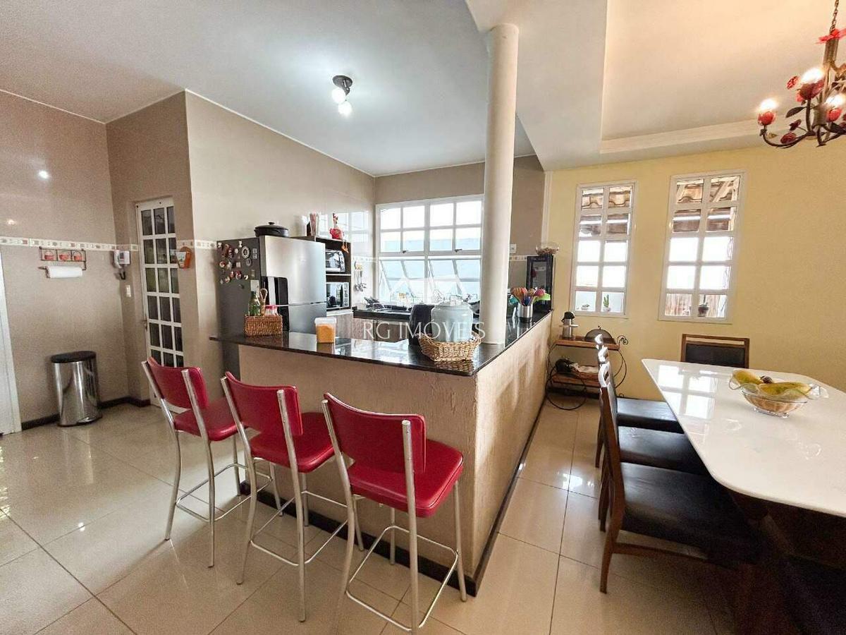 Casa, Diamante, 4 Quartos, 3 Vagas