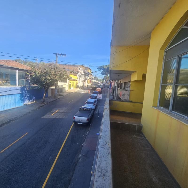 Casa Comercial, Nova Cintra, 5 Quartos, 2 Vagas, 1 Suíte