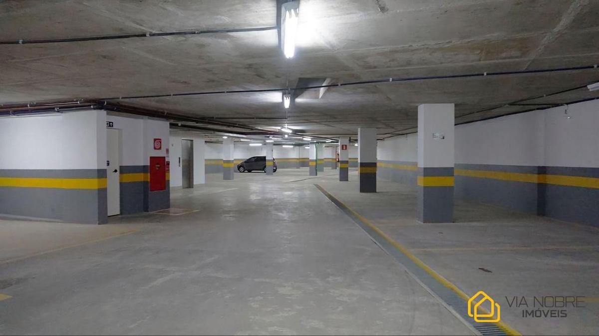 Sala, Santo Agostinho, 5 Vagas