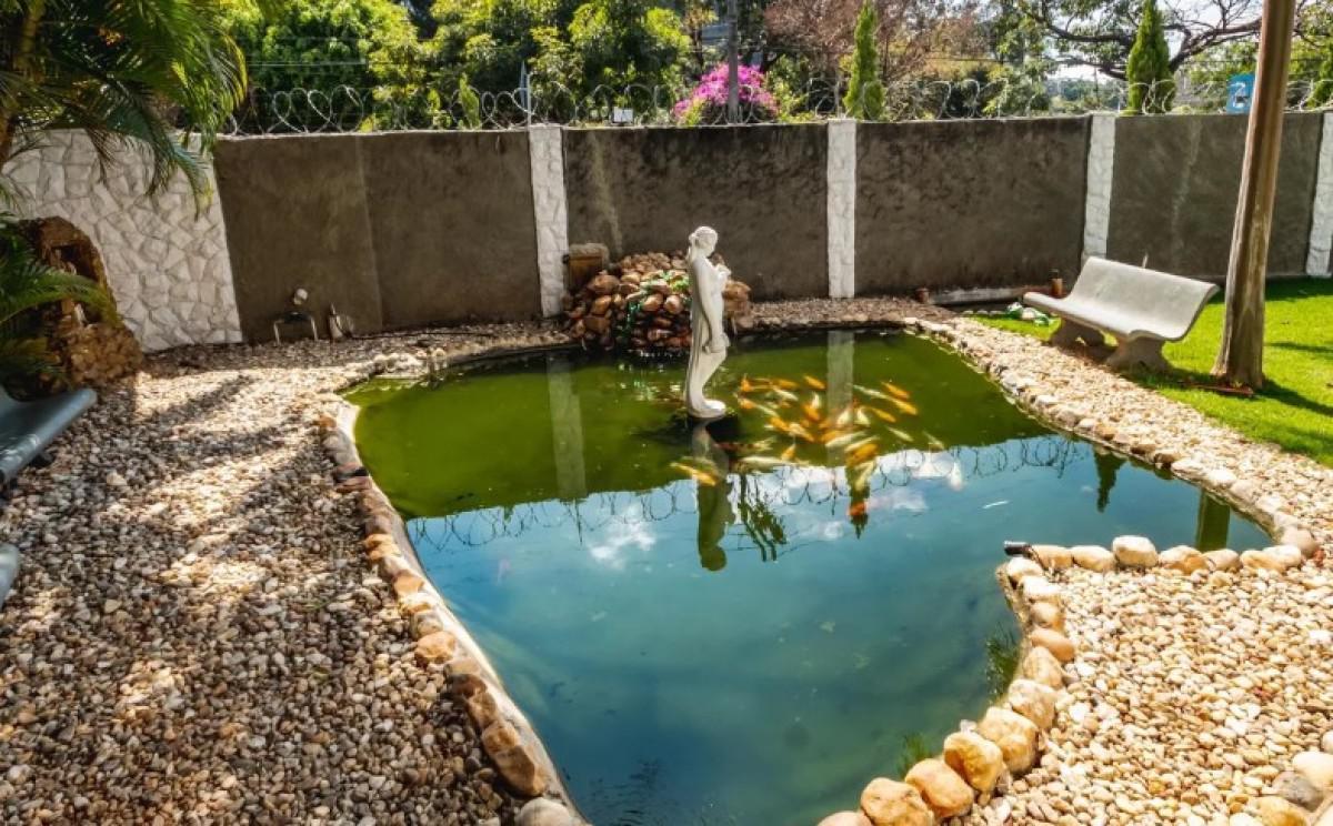 Casa, Bandeirantes (pampulha), 3 Quartos, 0 Vaga, 3 Suítes