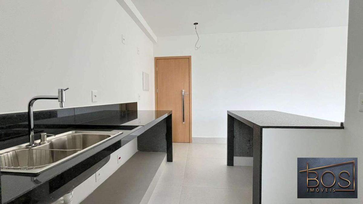Apartamento, Funcionários, 2 Quartos, 2 Vagas, 1 Suíte
