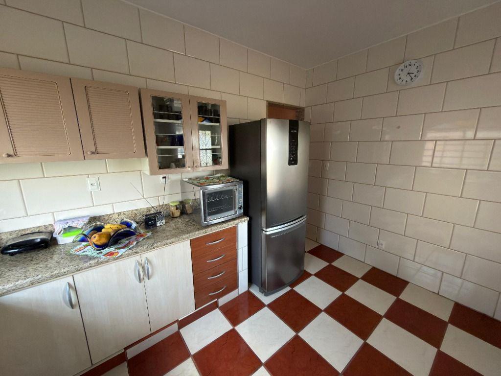 Casa, Itacolomi, 3 Quartos, 0 Vaga, 1 Suíte