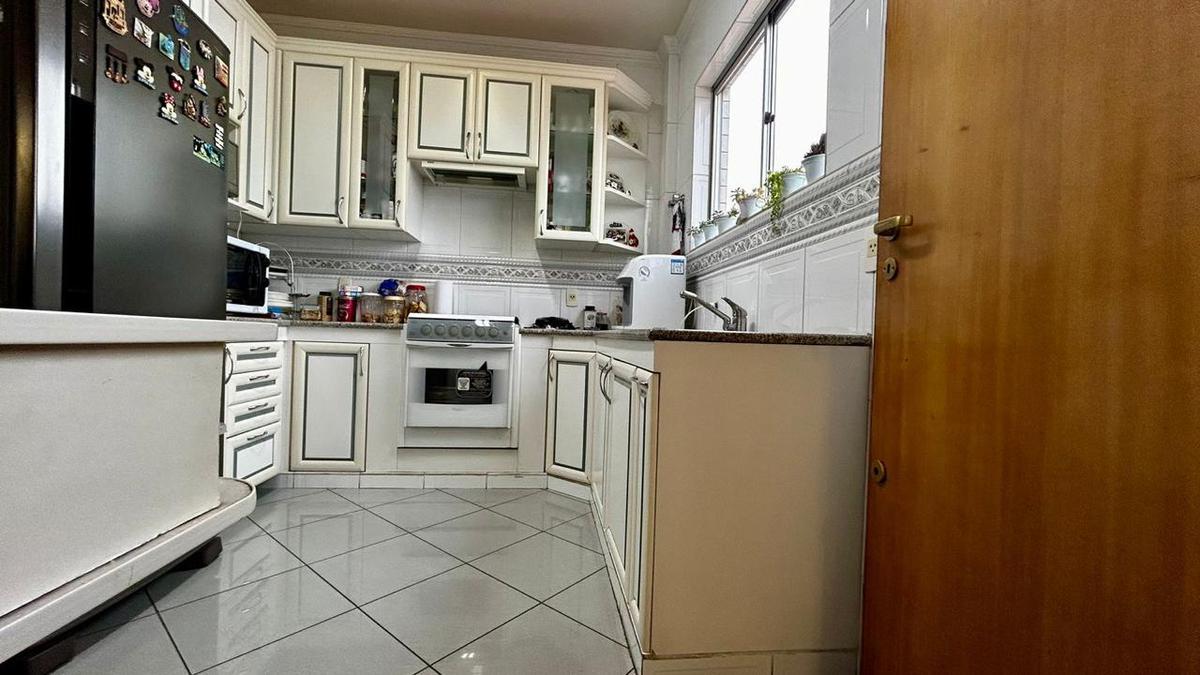Apartamento, Indaiá, 5 Quartos, 2 Vagas, 1 Suíte