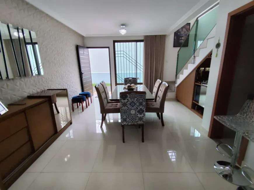 Casa, Trevo, 3 Quartos, 2 Vagas, 1 Suíte