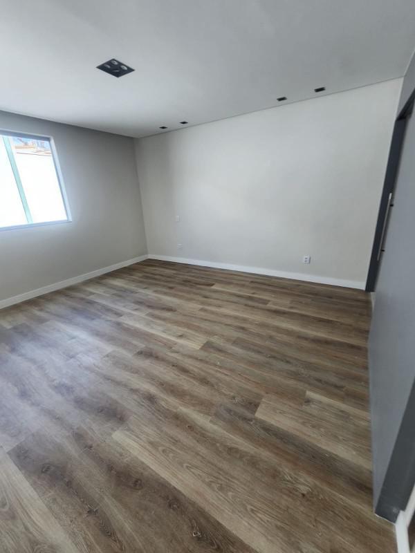 Casa, Conjunto Celso Machado, 3 Quartos, 8 Vagas, 2 Suítes