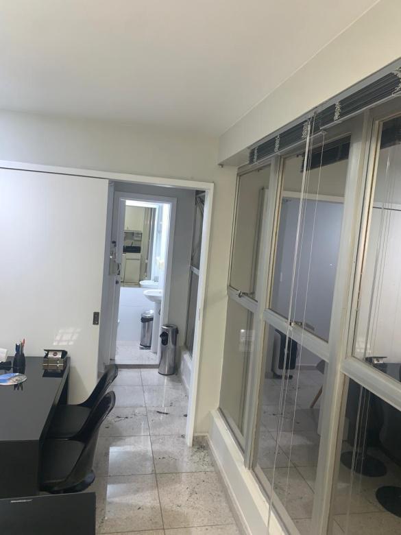 Sala, Funcionários, 0 Quarto, 1 Vaga