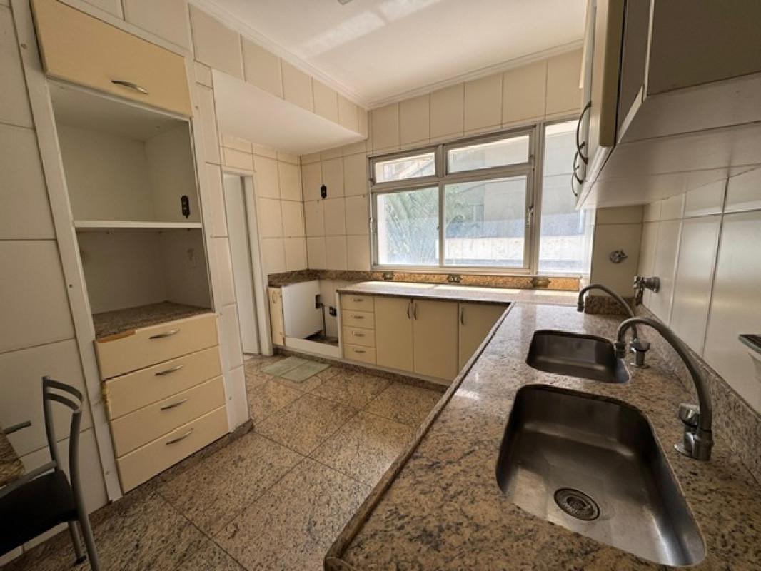 Apartamento, Lourdes, 4 Quartos, 3 Vagas, 1 Suíte