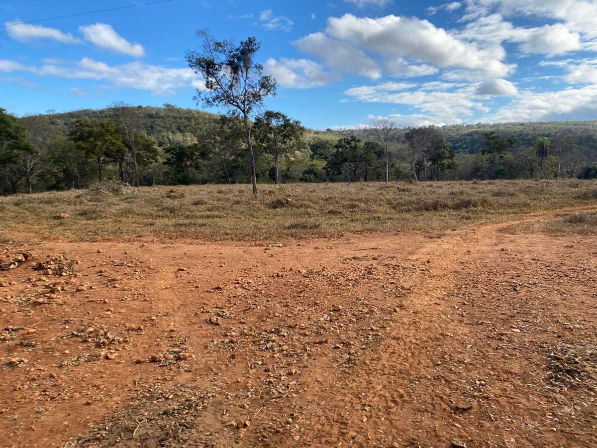 Lote, Centro, 0 Quarto, 0 Vaga