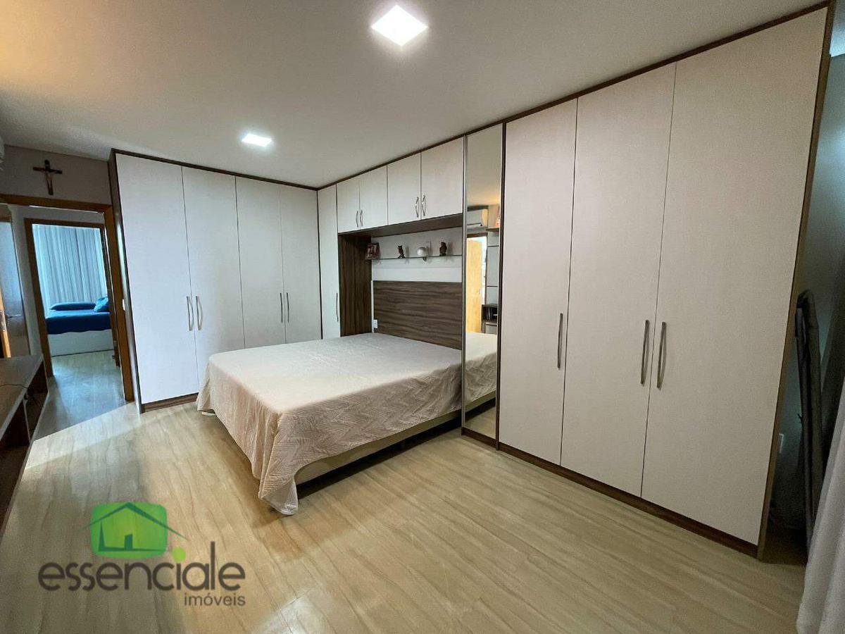 Casa, Europa, 3 Quartos, 4 Vagas, 1 Suíte