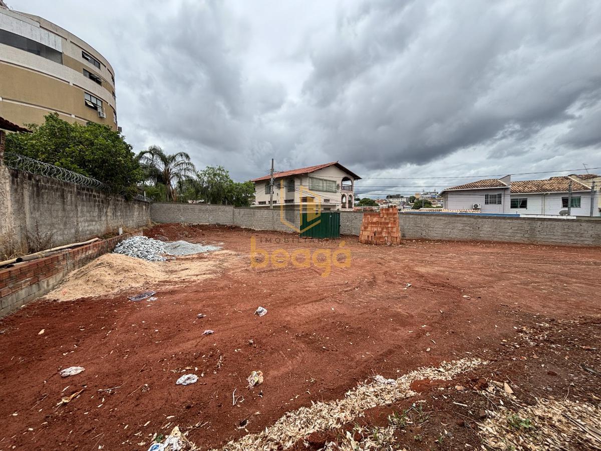 Lote, Serrano, 0 Quarto, 0 Vaga