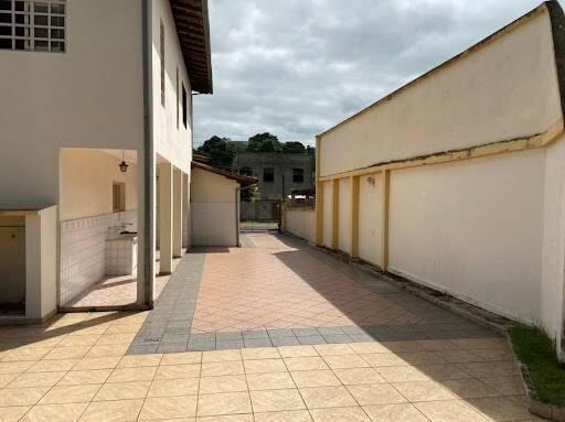 Casa, Funcionários, 4 Quartos, 5 Vagas, 2 Suítes