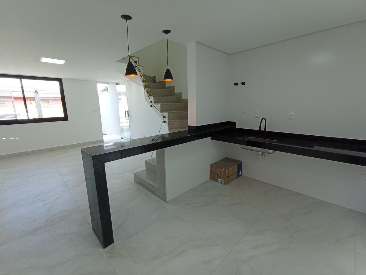 Casa, Planalto, 3 Quartos, 2 Vagas, 1 Suíte