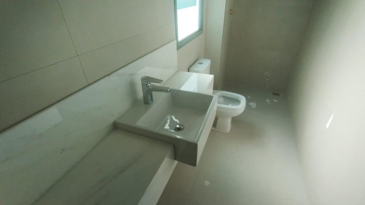 Apartamento, Funcionários, 2 Quartos, 2 Vagas, 1 Suíte