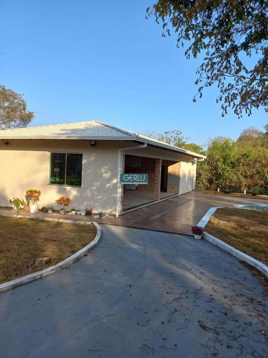 Casa em Condomínio, Gentileza, 2 Quartos, 10 Vagas, 1 Suíte