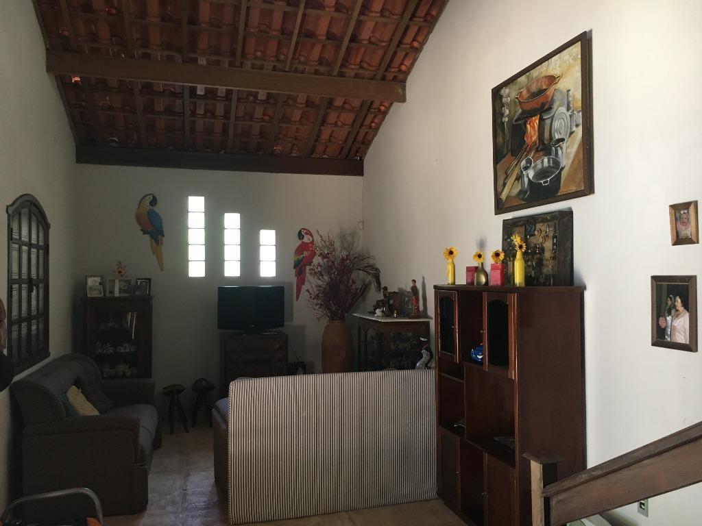 Fazenda, Pompeu, 2 Quartos, 0 Vaga