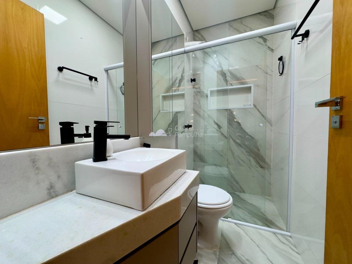 Casa, Santa Mônica, 3 Quartos, 2 Vagas, 1 Suíte