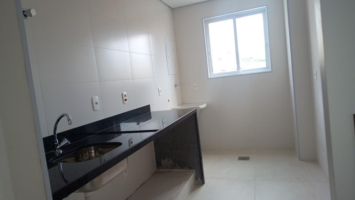 Apartamento, Sagrada Família, 3 Quartos, 2 Vagas, 1 Suíte