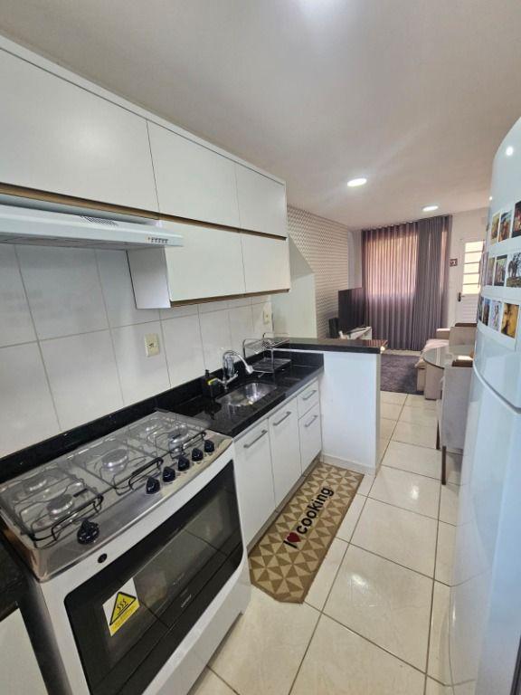 Casa, Vila Francisco de Moura, 2 Quartos, 1 Vaga