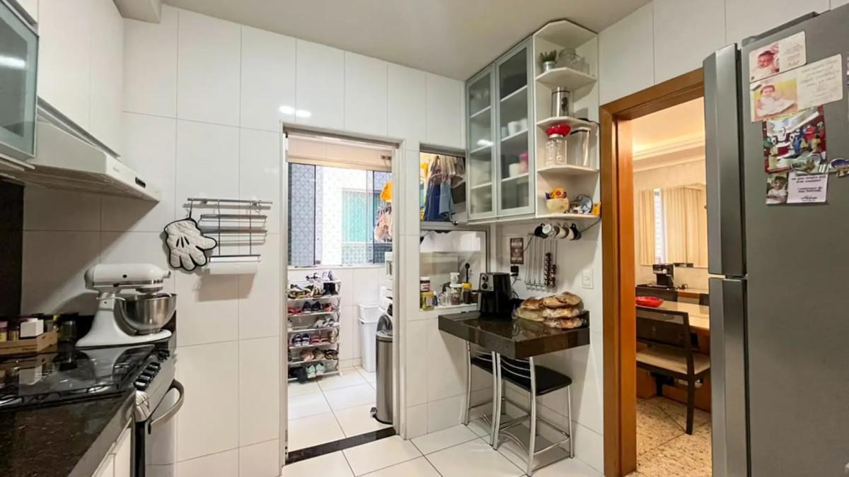 Apartamento, Castelo, 3 Quartos, 2 Vagas, 1 Suíte