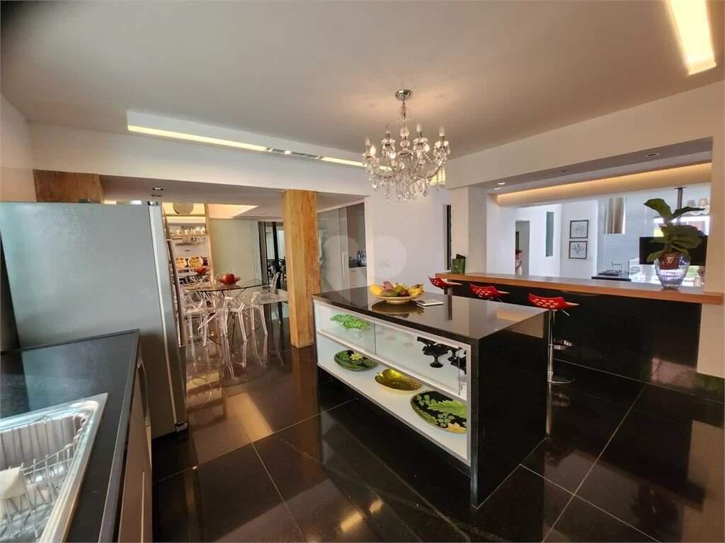 Casa, Comiteco, 5 Quartos, 4 Vagas, 3 Suítes