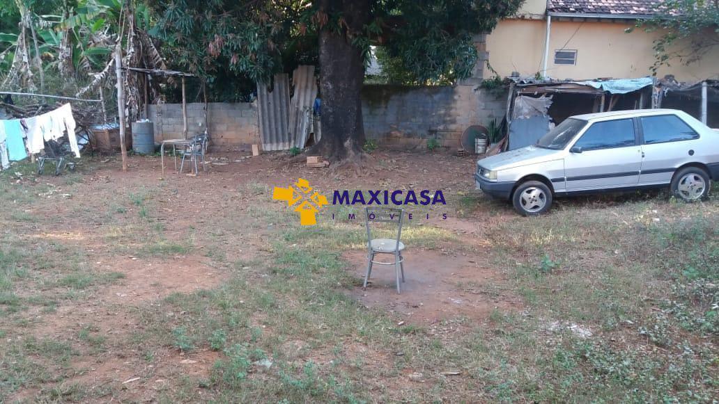 Lote, Centro, 0 Quarto, 0 Vaga