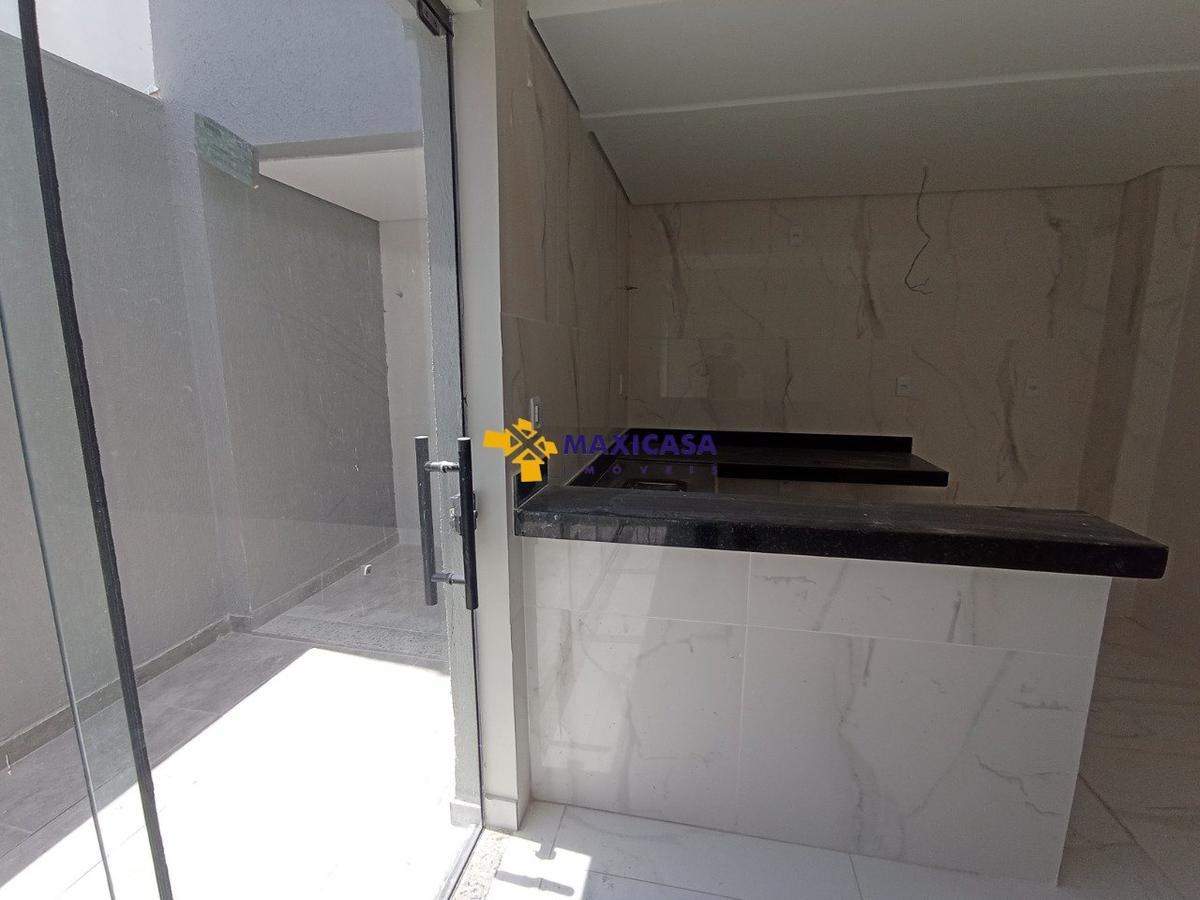 Casa, Santa Mônica, 3 Quartos, 2 Vagas, 1 Suíte